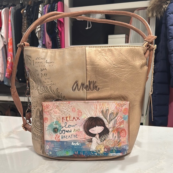 Cream and Tan Tote with Decorative Panel - Picture 1 of 10